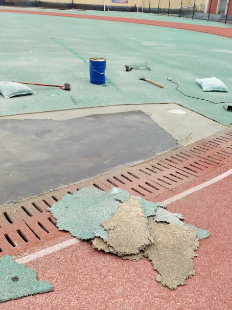 红河球场翻新维修补、球场翻新修补改造